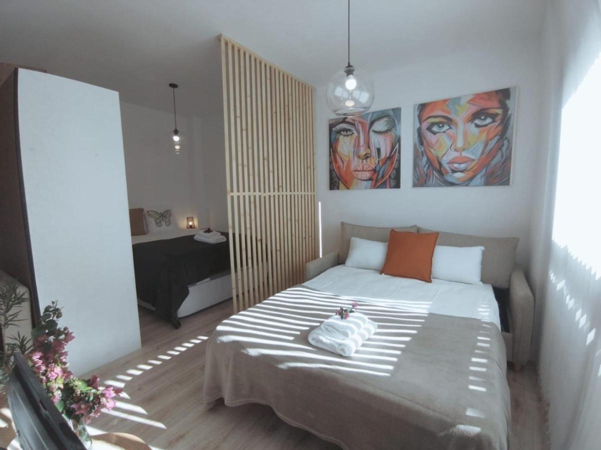 Cozy On An Unbeatable Location - Centre Apartment